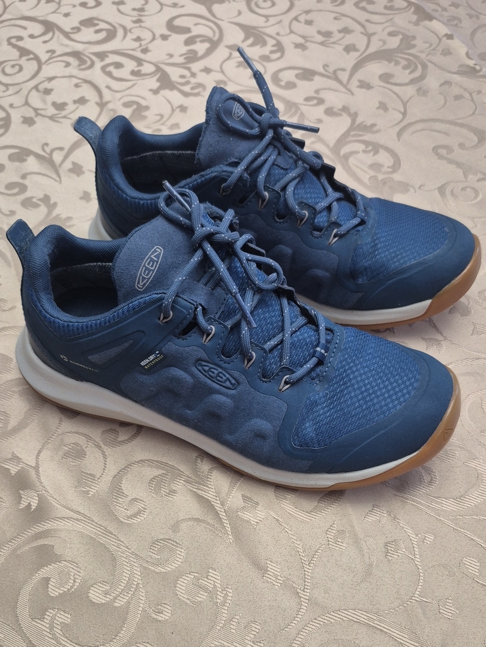 Keen Women's Navy Blue Athletic Sneakers with Gum Outsole